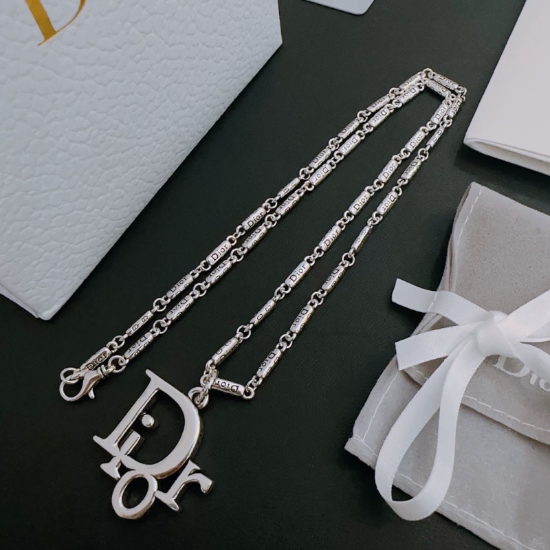 chr1st1an D10r necklaces